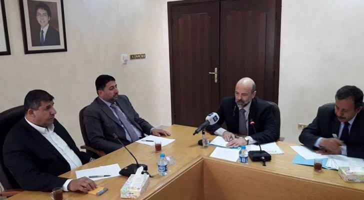 السعود يطالب الرزاز بمنهاج أردني يتحدث