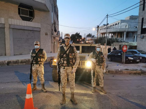 رفع العزل عن ثلاث بنايات في