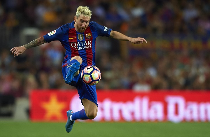 ميسي يصدم عشاق برشلونة بقرار غير