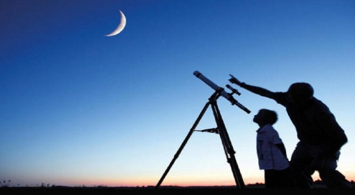 فلكي سعودي يحدد أول أيام تحري