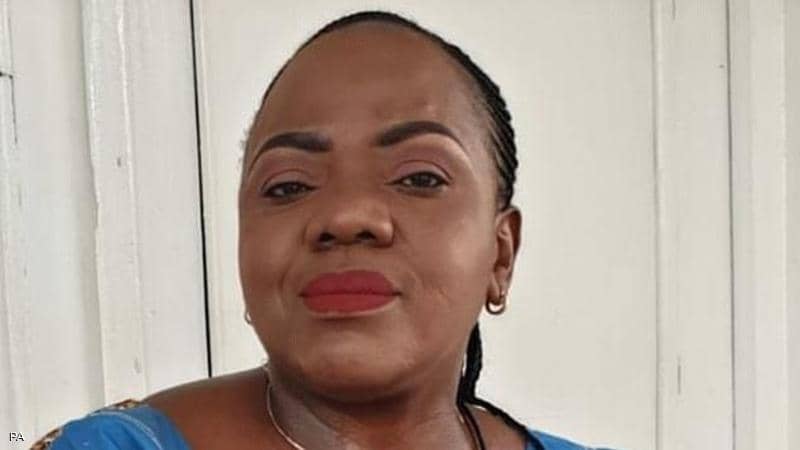 مصاب بفيروس كورونا ’بصق وسعل‘ في