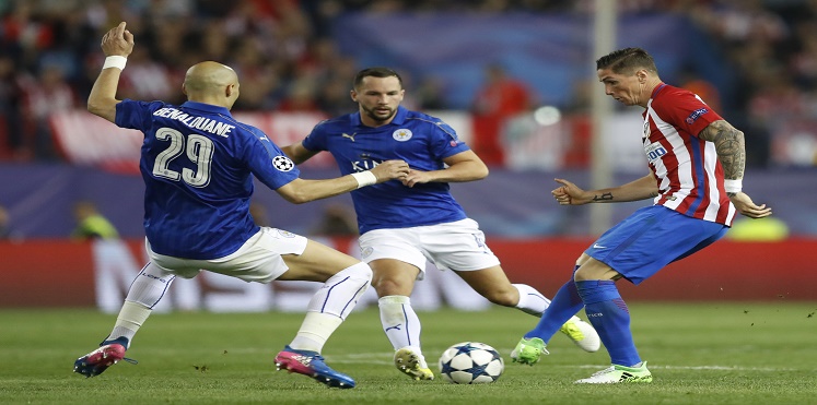 ليستر سيتي يحلم بإنجاز تاريخي أمام