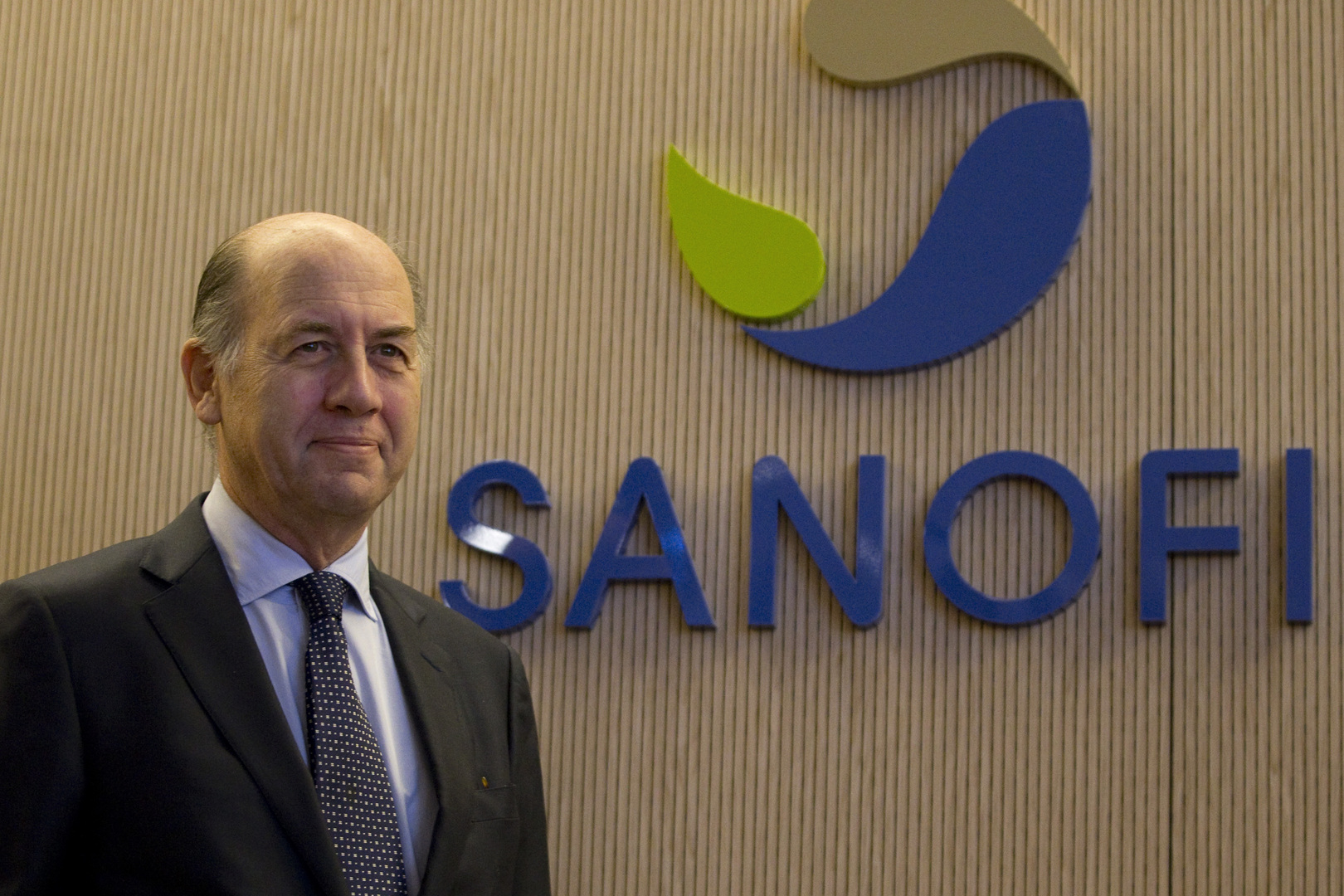 رئيس شركة Sanofi: سنزود كل دول