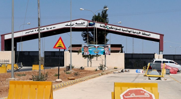 جمرك جابر يتعامل مع (1350) شاحنة