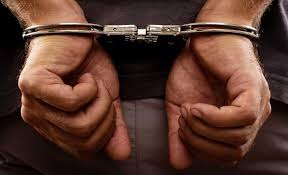 مواطن يطعن آخر ويرديه قتيلا قبل