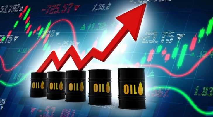 أسعار النفط ترتفع أكثر من دولار