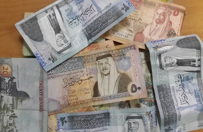 رواتب متقاعدي الضمان في البنوك غدا