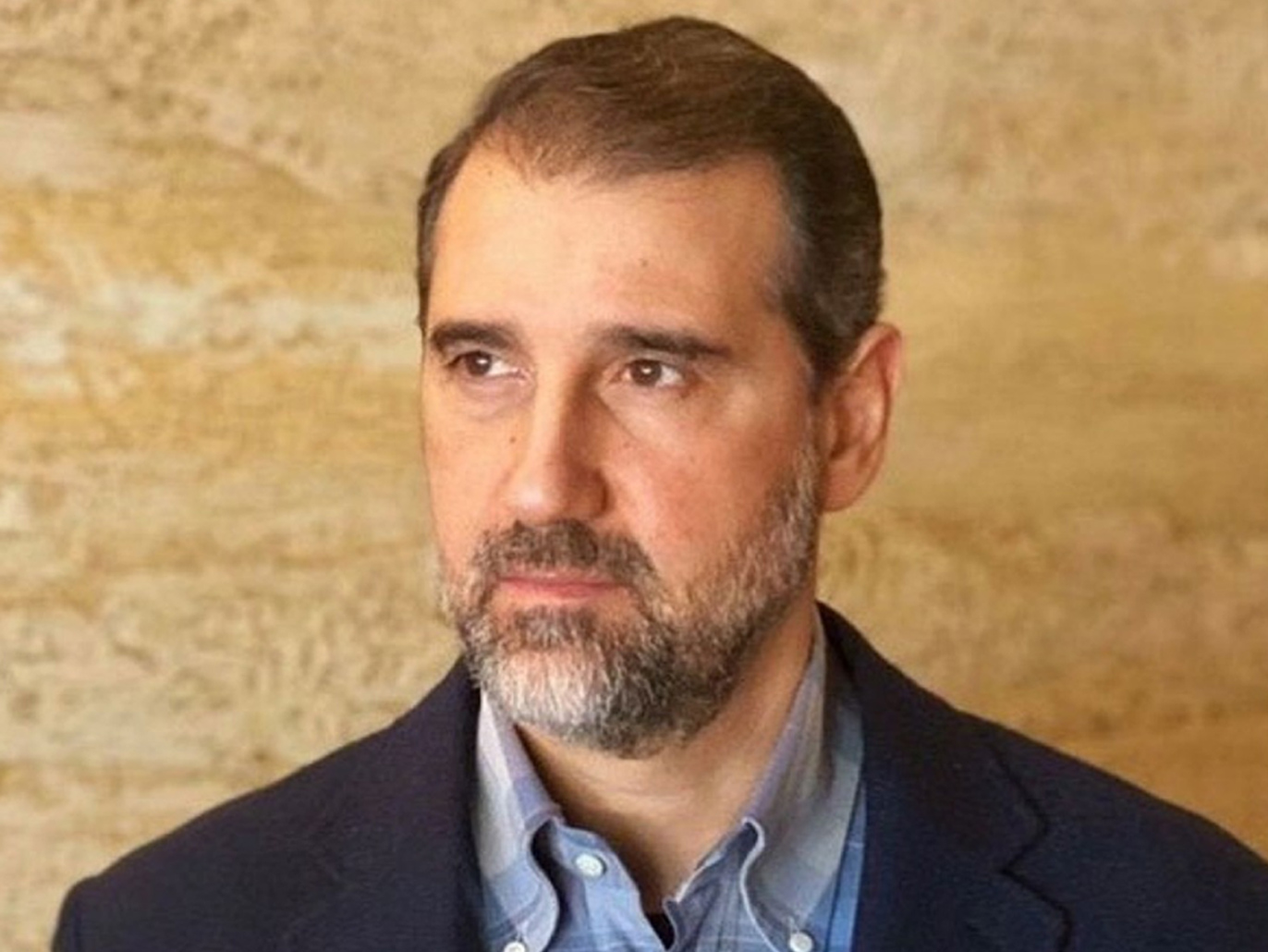 سوريا.. قرار قضائي بمنع رامي مخلوف