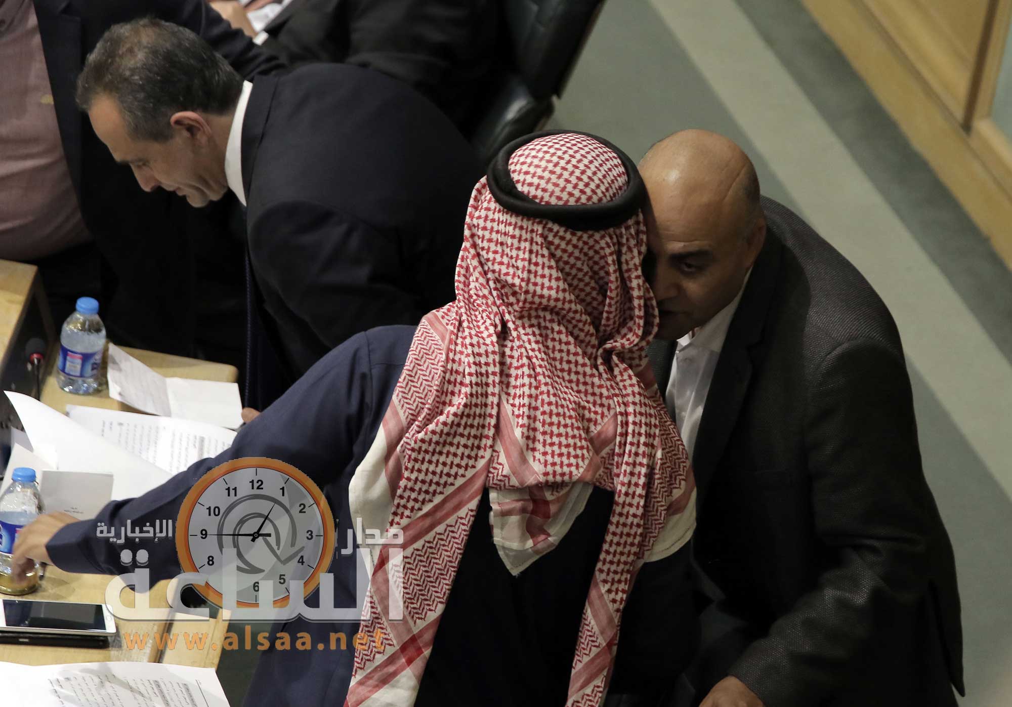 صور من جلسة مناقشة تقرير ديوان