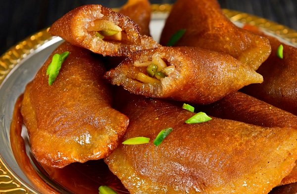 30 % تراجع مبيعات القطايف في