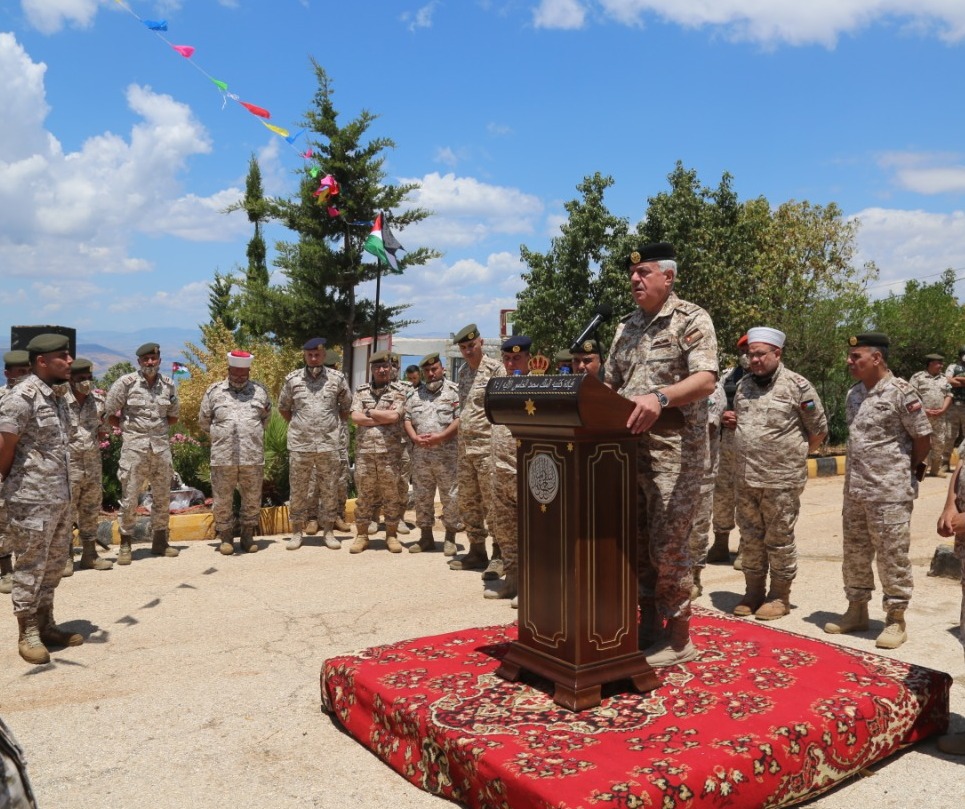 الحنيطي يشارك نشامى القوات المسلحة فرحة