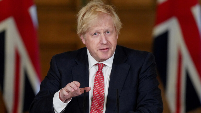 جونسون يعيد فتح المدارس الابتدائية رغم