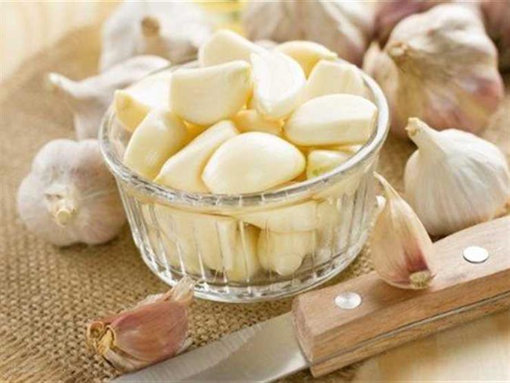 احذر تخزين الثوم في الفريزر.. بسبب