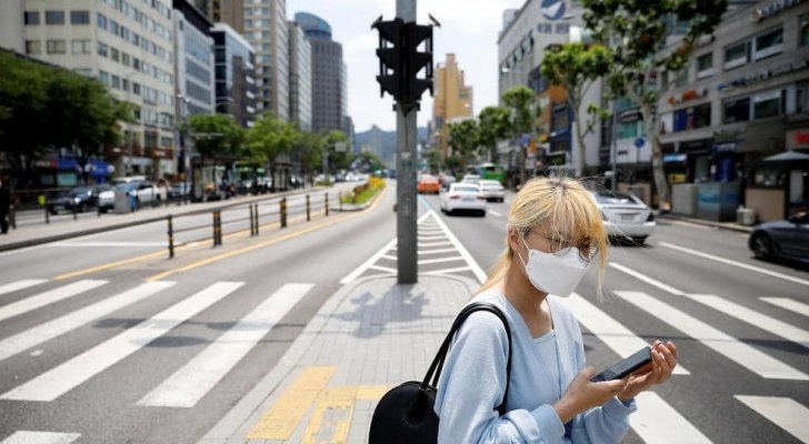 الدولة النموذج في مواجهة كورونا تنتكس