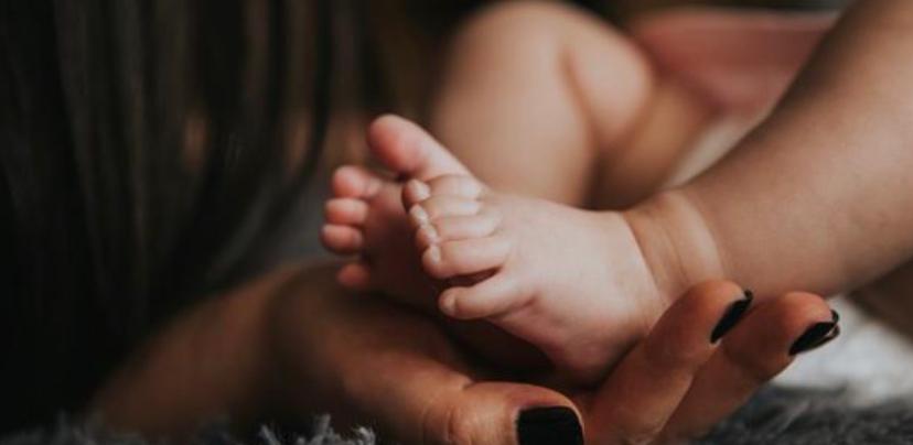 محمود الخلايلة يرزق بـ سلمي