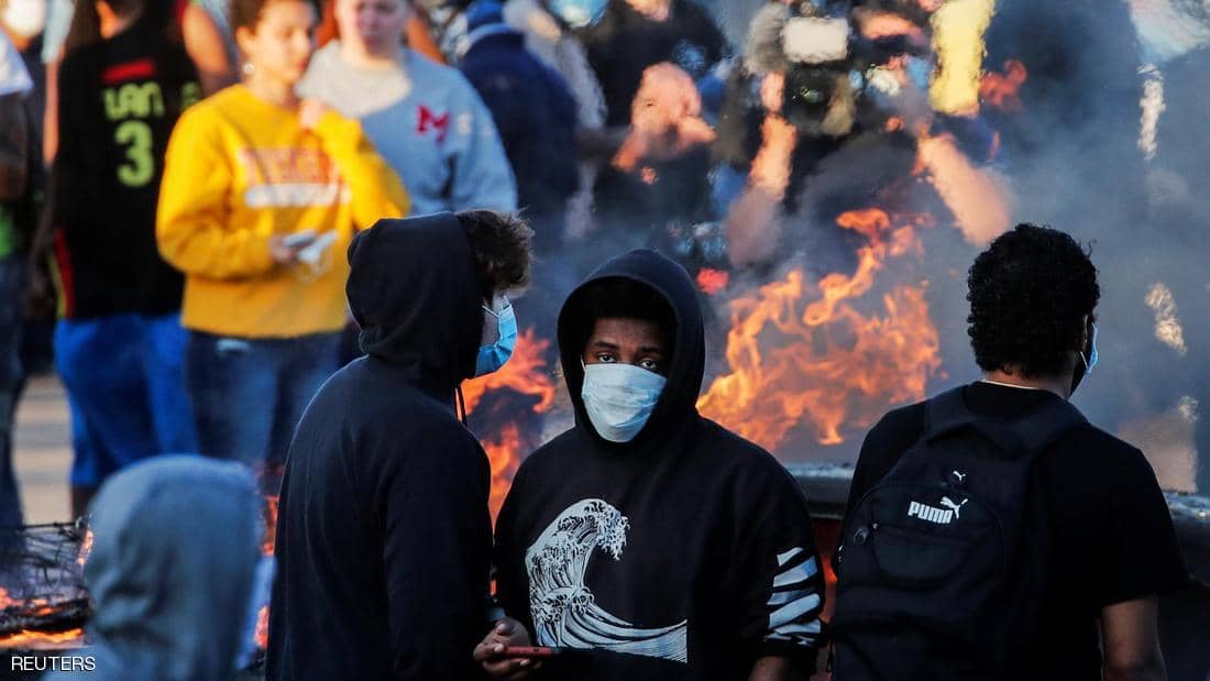 عناصر الحرس الوطني تصل منيابوليس لإخماد