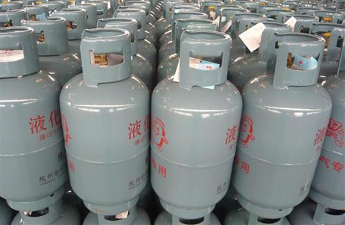 ’التشريع والرأي‘ يجيز إعادة تصدير الاسطوانات