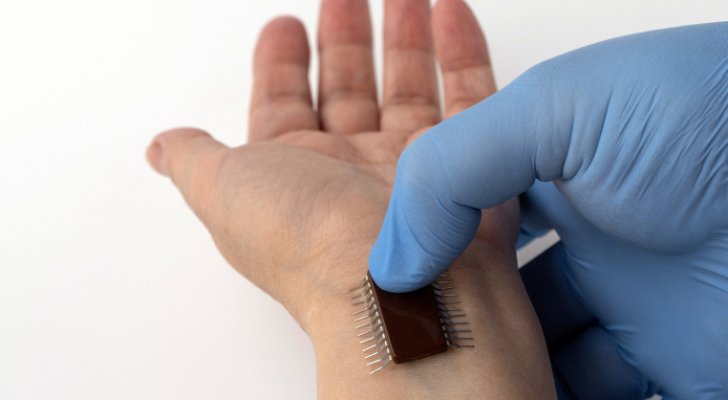 شريحة بيل غيتس للتحكم في البشر