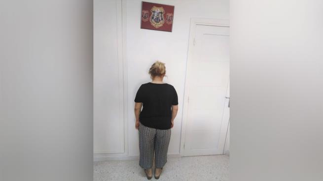 القبض على تونسية محكوم عليها بـ1277