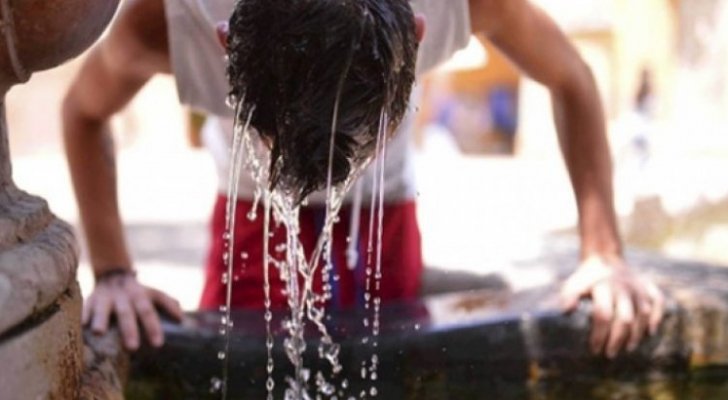 كيف نتكيف مع الجو الحار؟