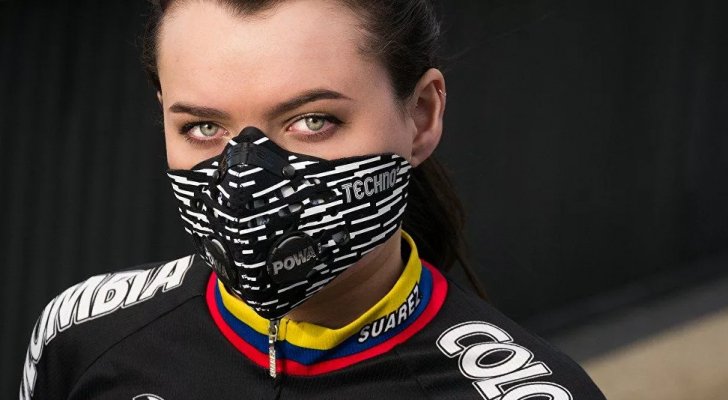 إيطاليا تكشف النقاب عن كمامة تستخدم