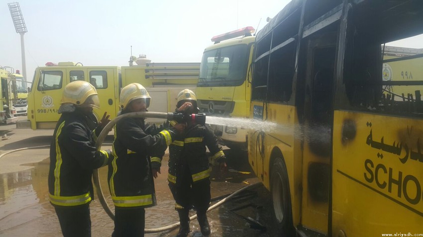 5 اصابات بحريق حافلة مدرسية