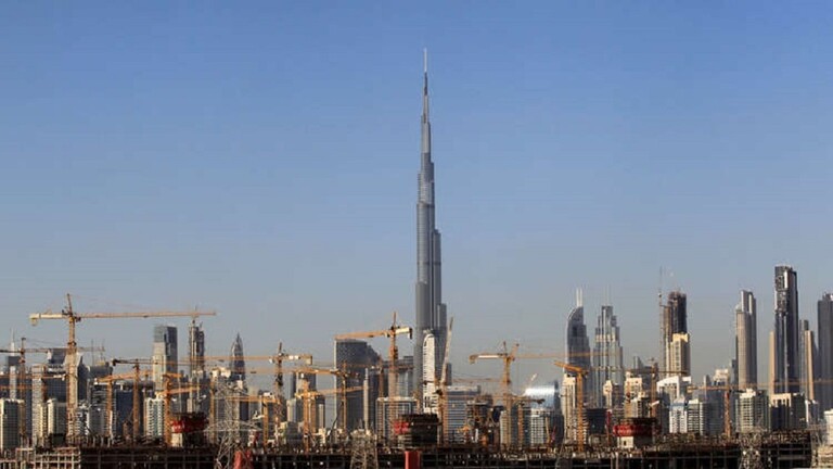 الإمارات تعلن حزمة قرارات تتعلق بإقامة