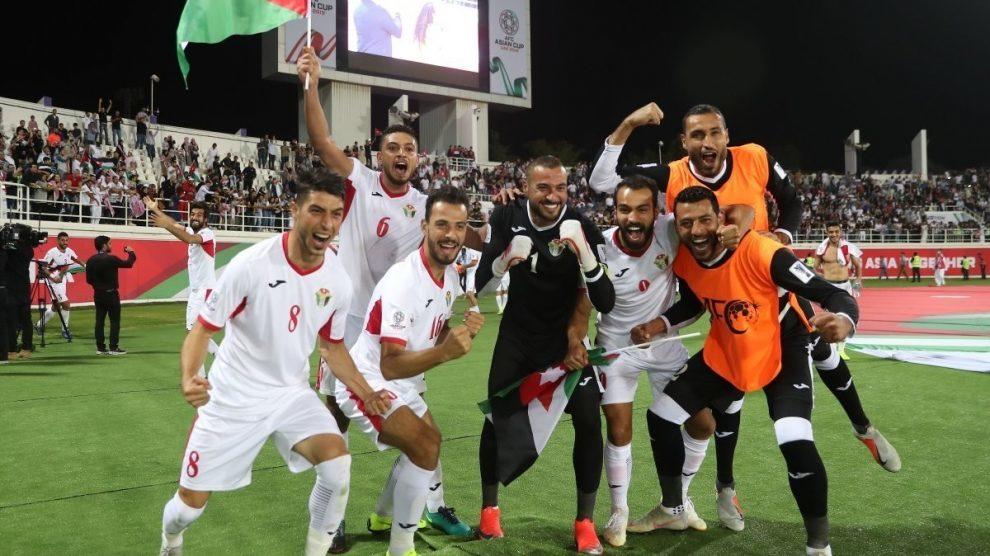 الكويت تطالب تأجيل مواجهة النشامى