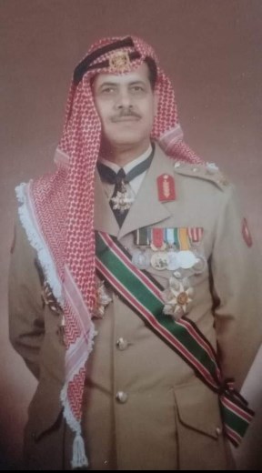 مدير عام الدفاع المدني الأسبق عفيف