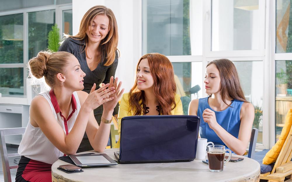 لماذا يعشق البشر النميمة.. . إليك