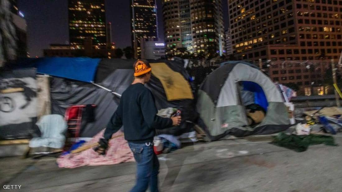 رجل يسمم عشرات المشردين لتصوير ردة