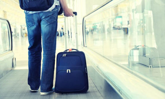 جثة امرأة في حقيبة مسافر