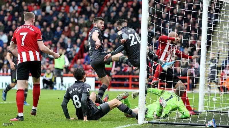 قبل أيام من العودة.. إصابتا كورونا