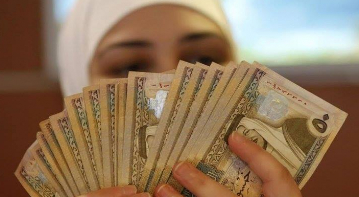 34 % من دخل الأسر السنوي