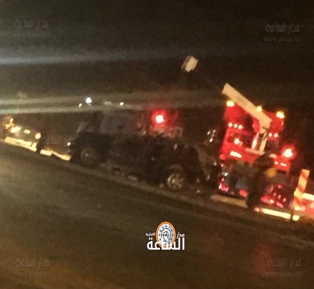 اصابة سيدتين بانقلاب مركبة امام مركز