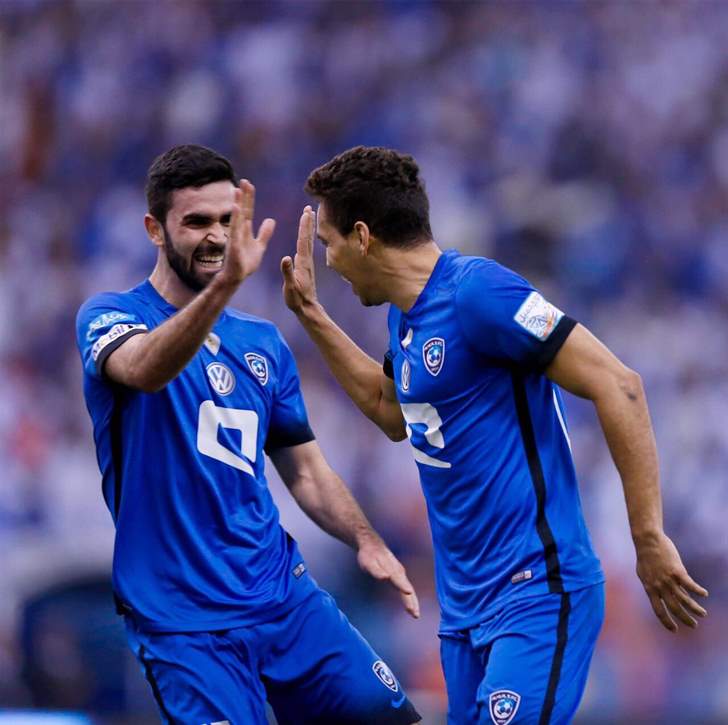 الهلال السعودي.. فوق الغيم