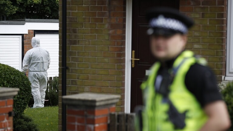 رويترز: طعن عدد من الأشخاص في