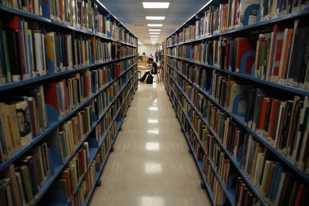 شومان تفتتح مكتبتيها في جبل عمان