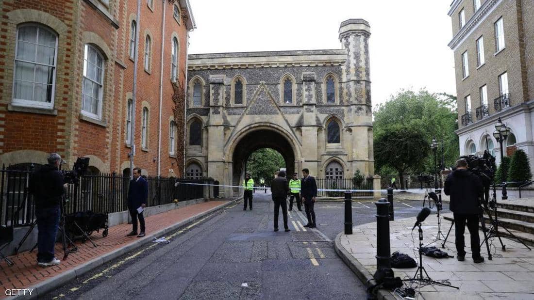 بريطانيا تعتبر حادثة الطعن الدامية في