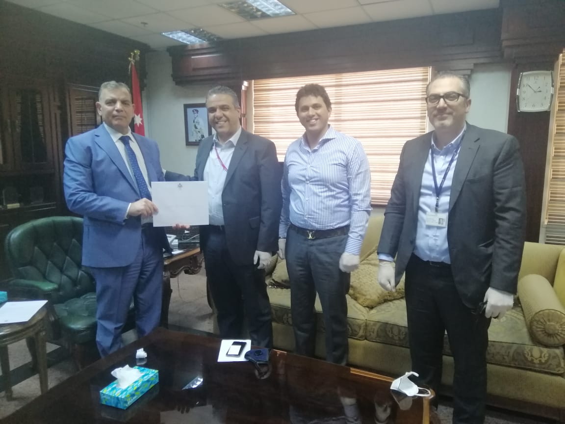 وزير الصحة يطلب ضمان حصول الاردن
