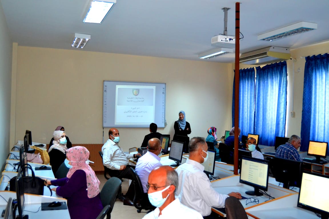 الخطيب يرعى انطلاق البرنامج التدريبي إدارة
