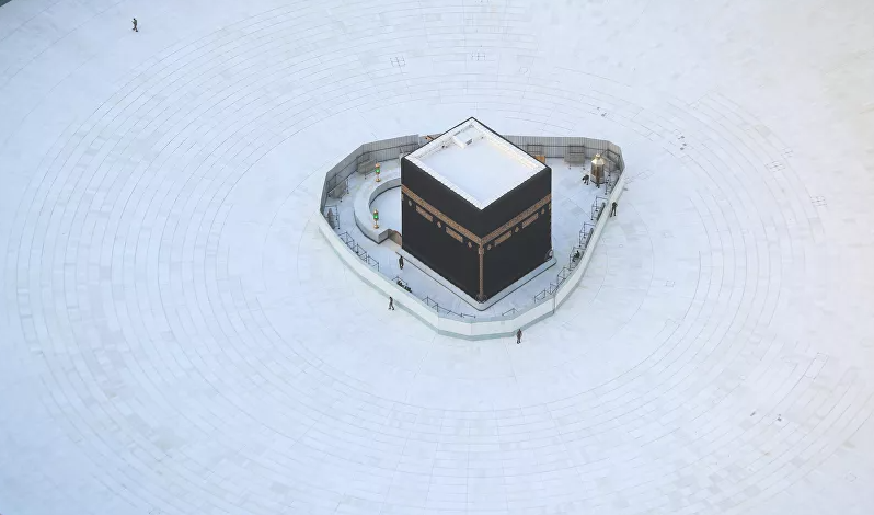 فيديو لغسل وتعقيم الكعبة