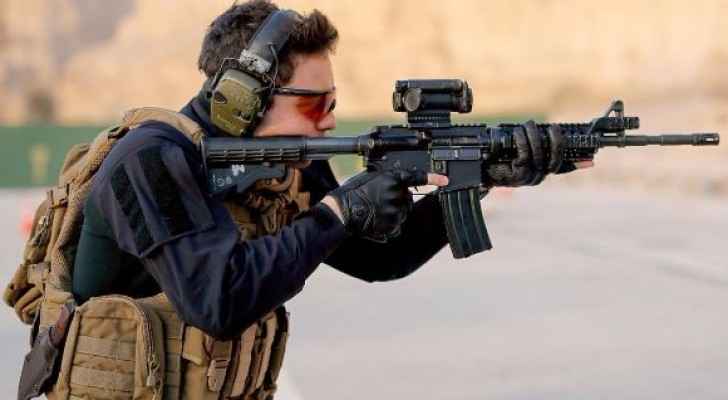 ولي العهد ينشر صورة من تدريباته