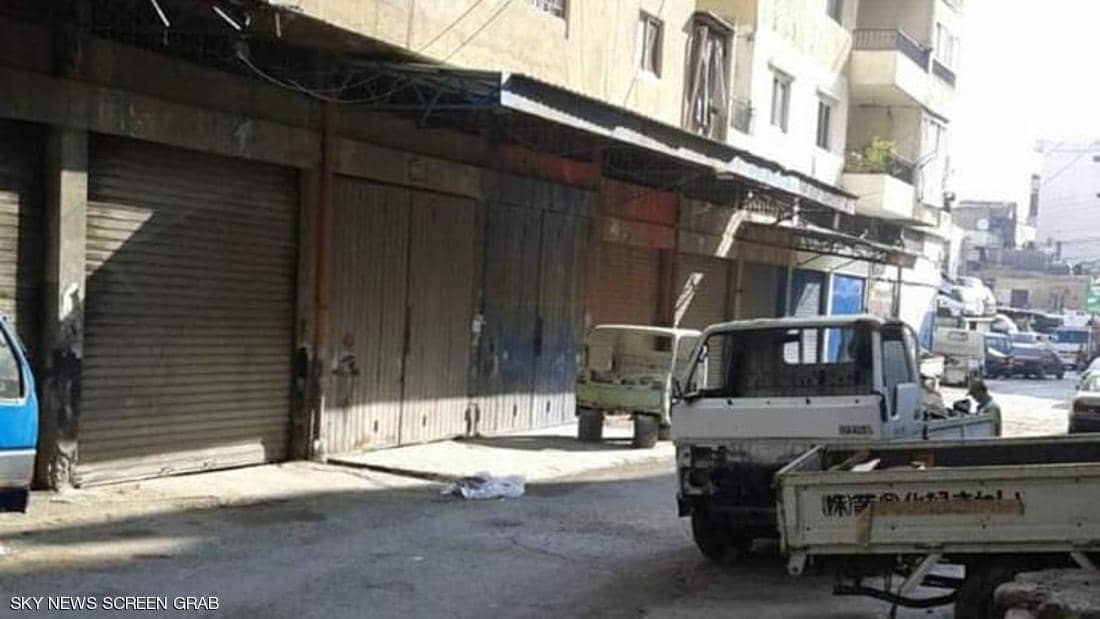 إضراب واحتجاجات وإغلاق طرق.. «ثورة الليرة»