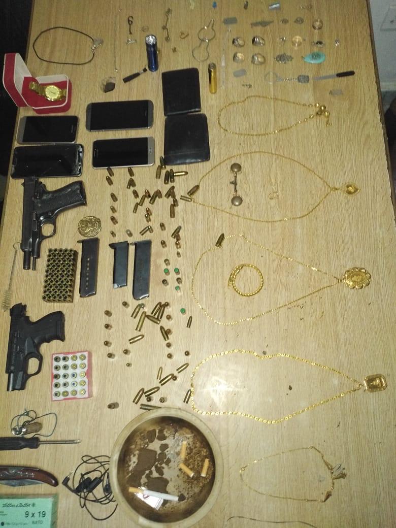 ضبط 3 أشخاص سرقوا مصاغا ذهبية