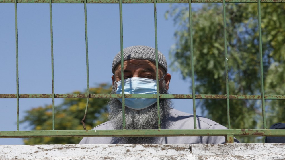 إغلاق محافظات الضفة الغربية المحتلة لمدة