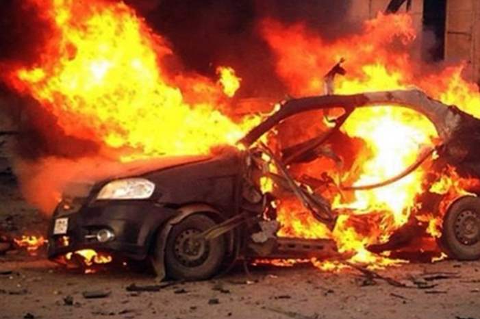 احتراق مركبة في شارع الجامعة الاردنية