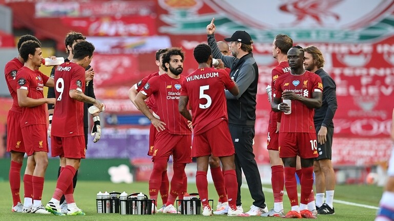 كلوب يتوقع صراعا رباعيا على لقب