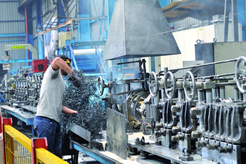 القطاع الصناعي يشغّل النسبة الأكبر من