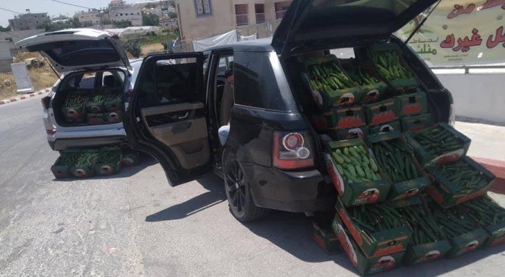 فلسطيني يحول مركبته ’الرينج روفر‘ بسطة